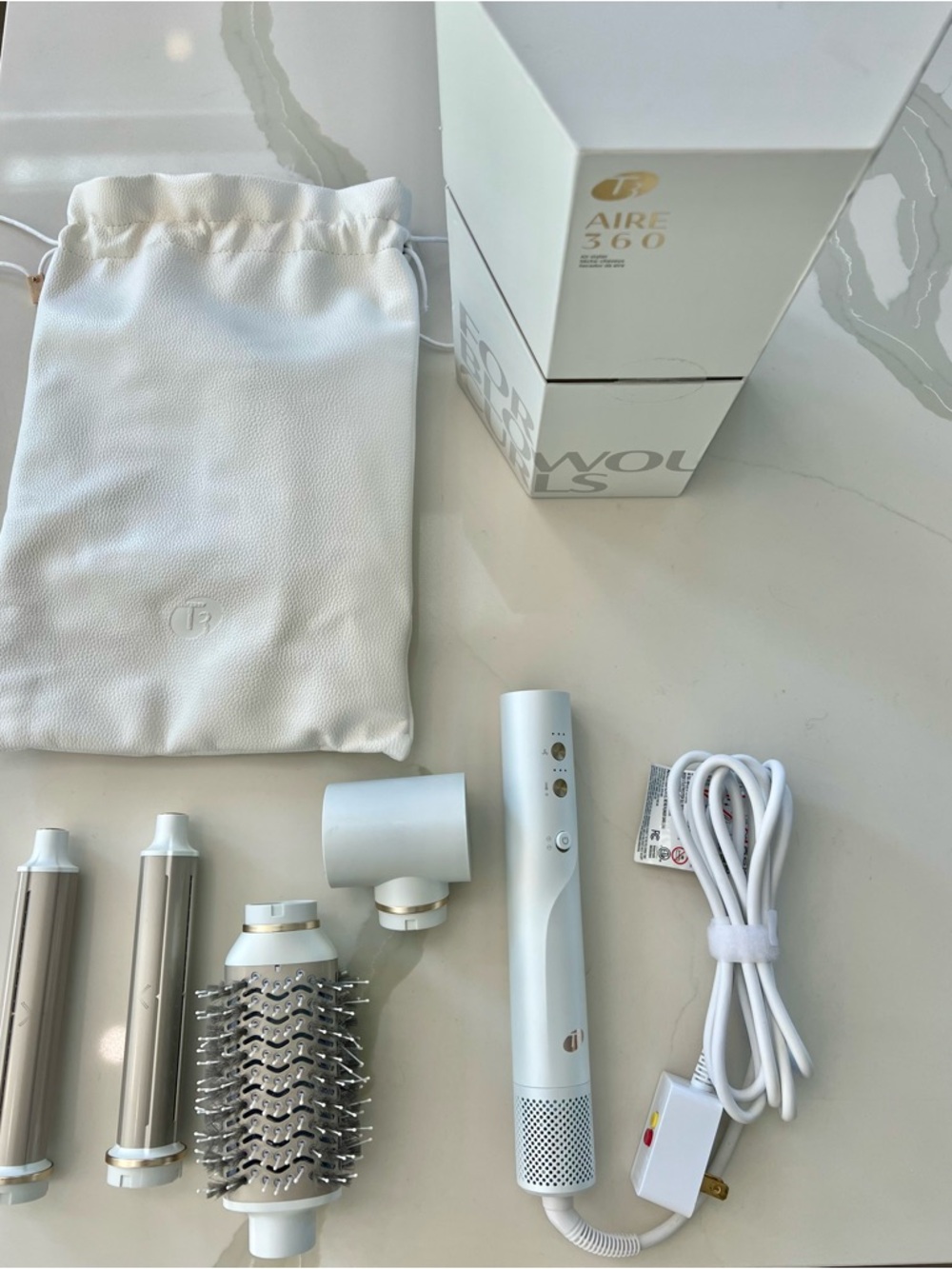 T3 Aire 360 Ceramic Airstyler Blowout Kit   - White and Gray